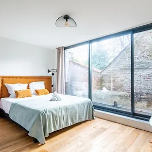 https://nocnoc-le-vieux-lille-duplex-dans-le-vieux-lille.lillehotels.org